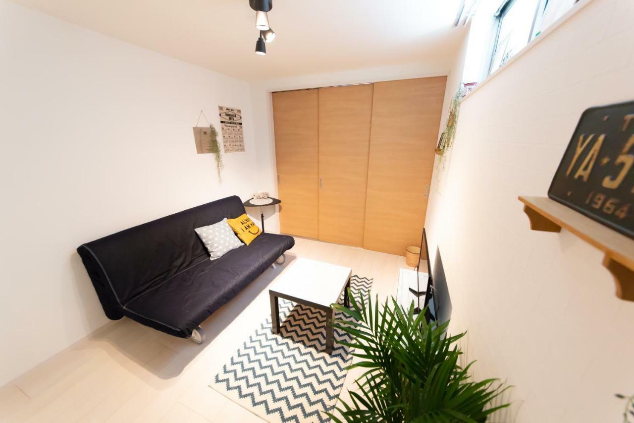Tg House Lägenhet Osaka Exteriör bild