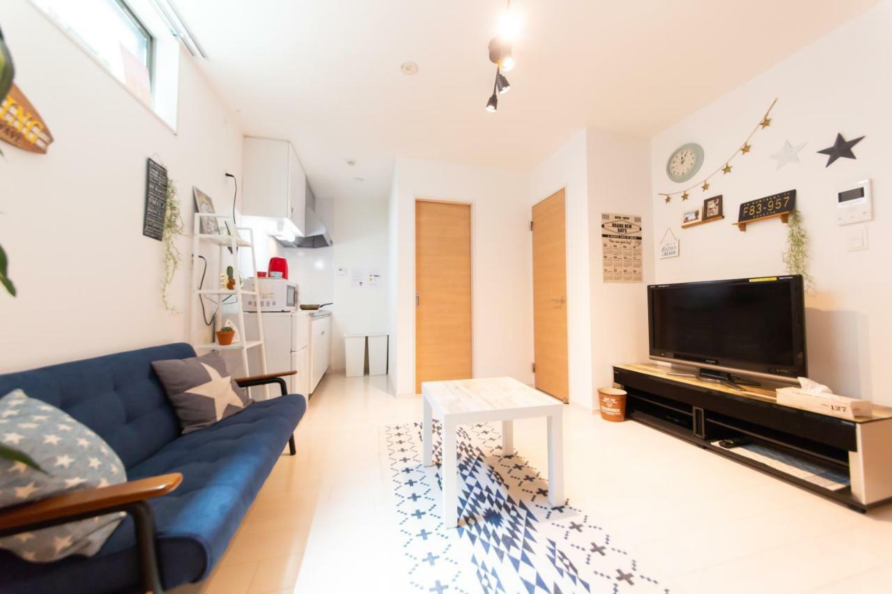 Tg House Lägenhet Osaka Exteriör bild